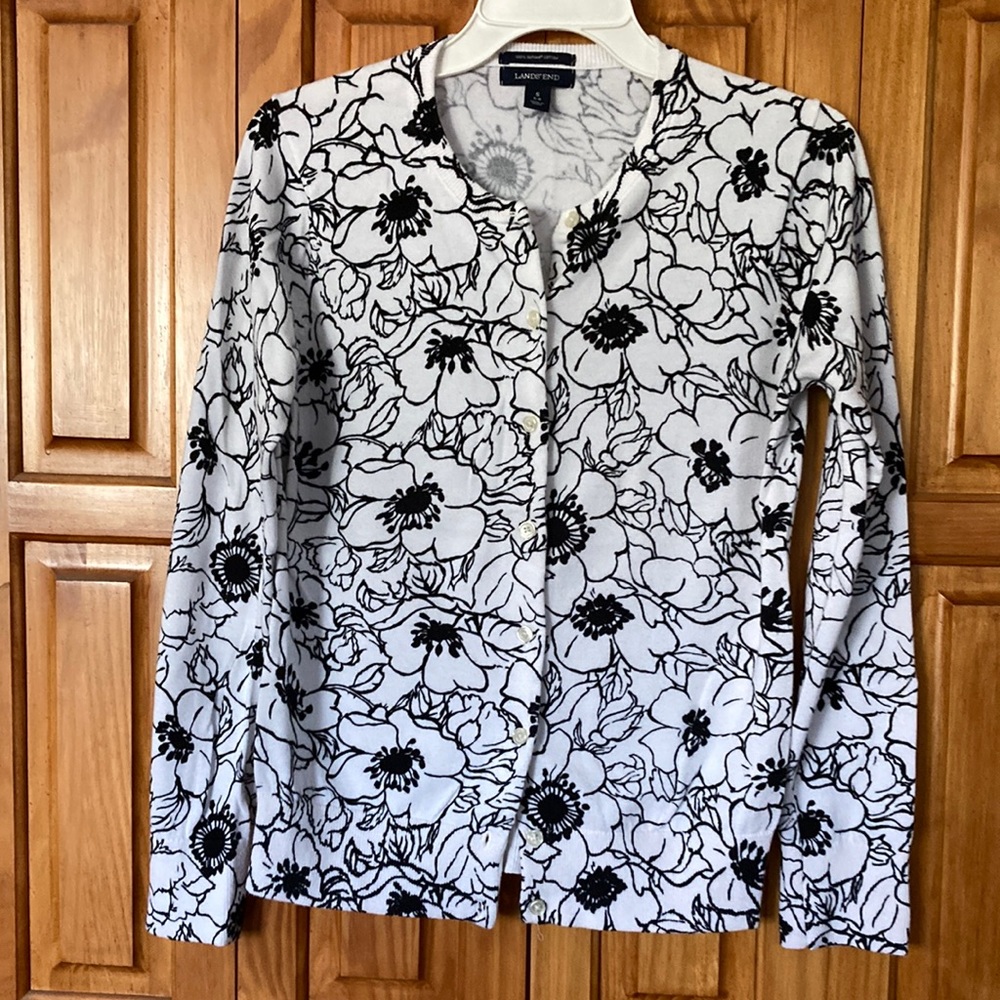 Lands End; Women Long Sleeve Cardigan Sweater; Black & White;